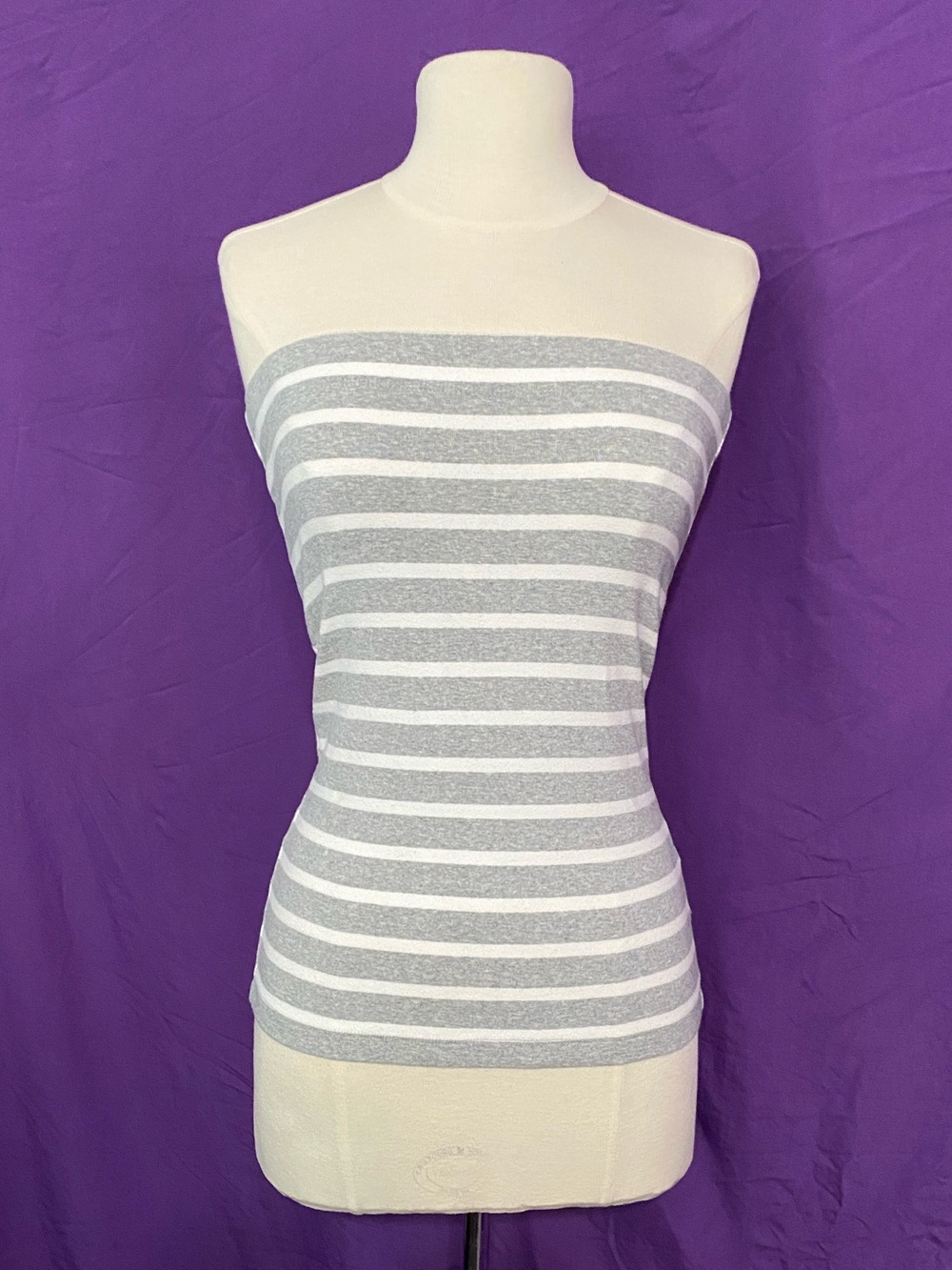 GAP Gray and White Striped Strapless Long Tube Top. Size S.